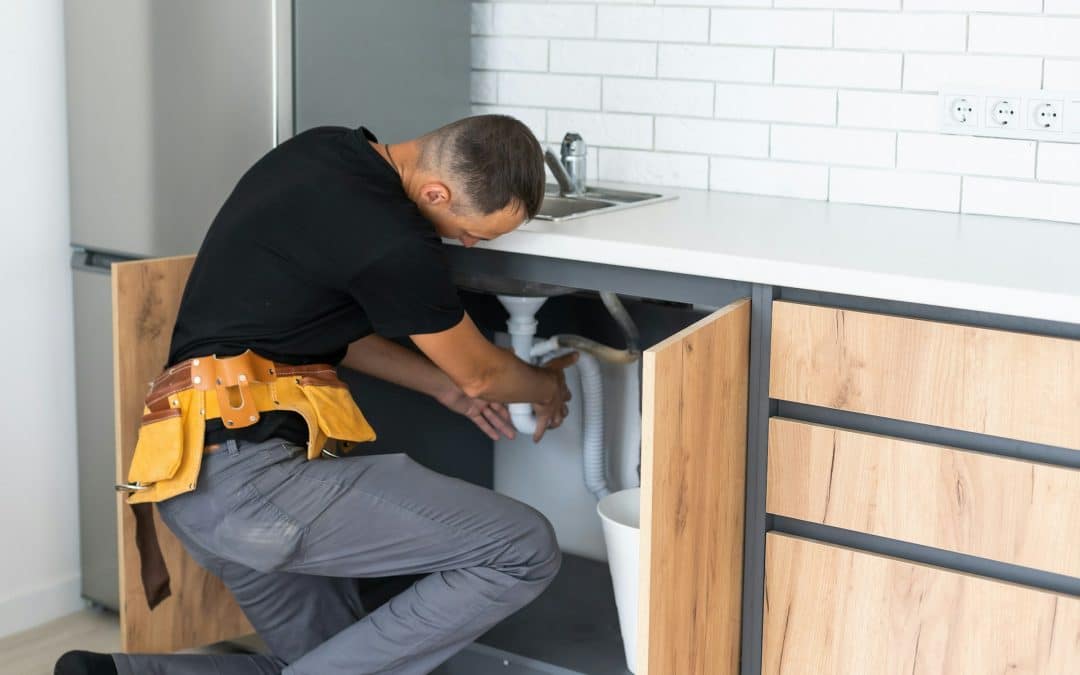 Solving Common Kitchen Sink Plumbing Problems